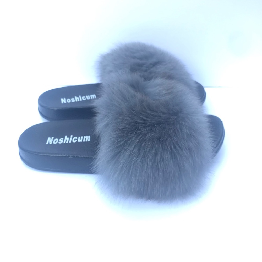 Gray Raccon Fur slides - Picture 7 of 8